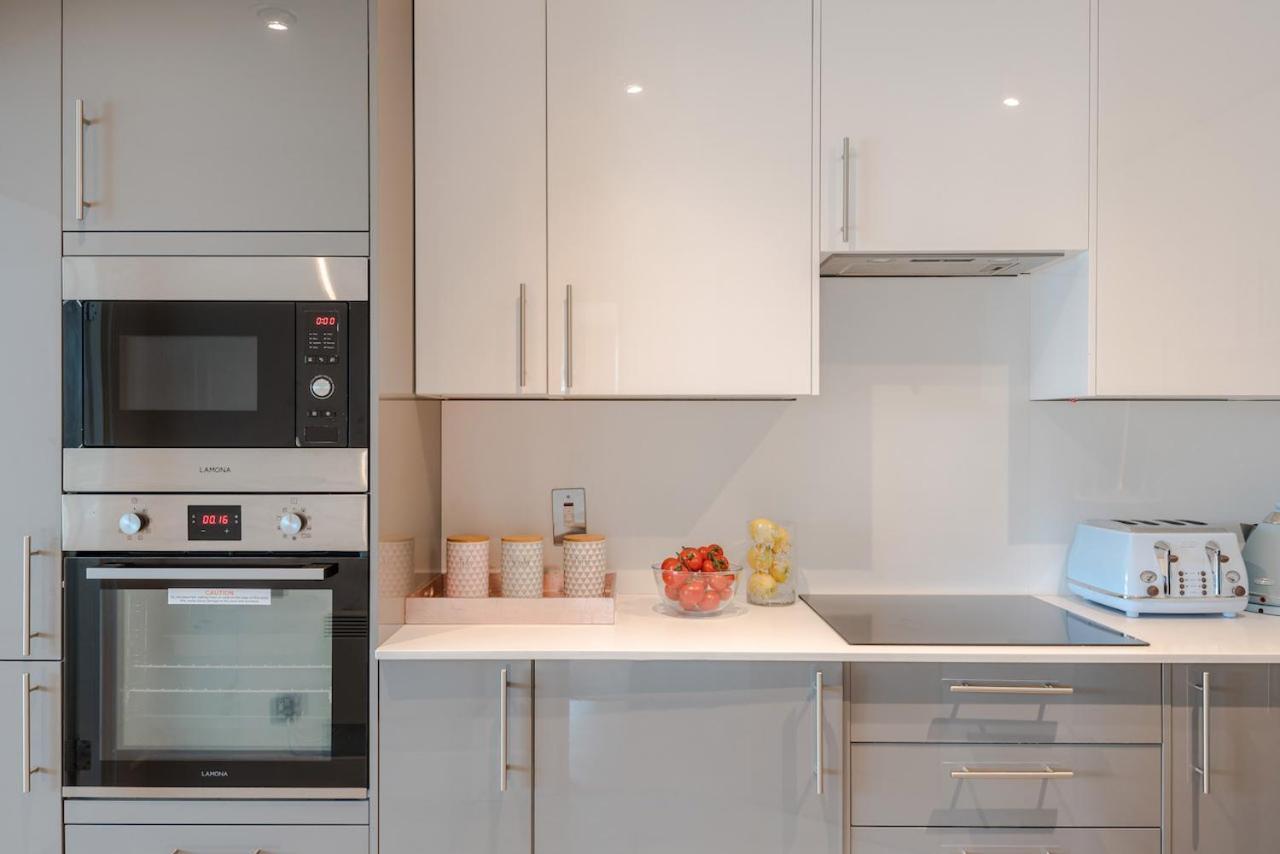Best Thames View In Town! Large Luxxe Nomad Design Family Home Londra Dış mekan fotoğraf