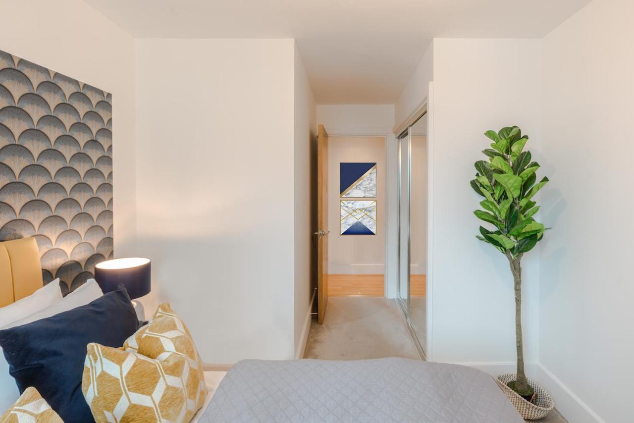 Best Thames View In Town! Large Luxxe Nomad Design Family Home Londra Dış mekan fotoğraf