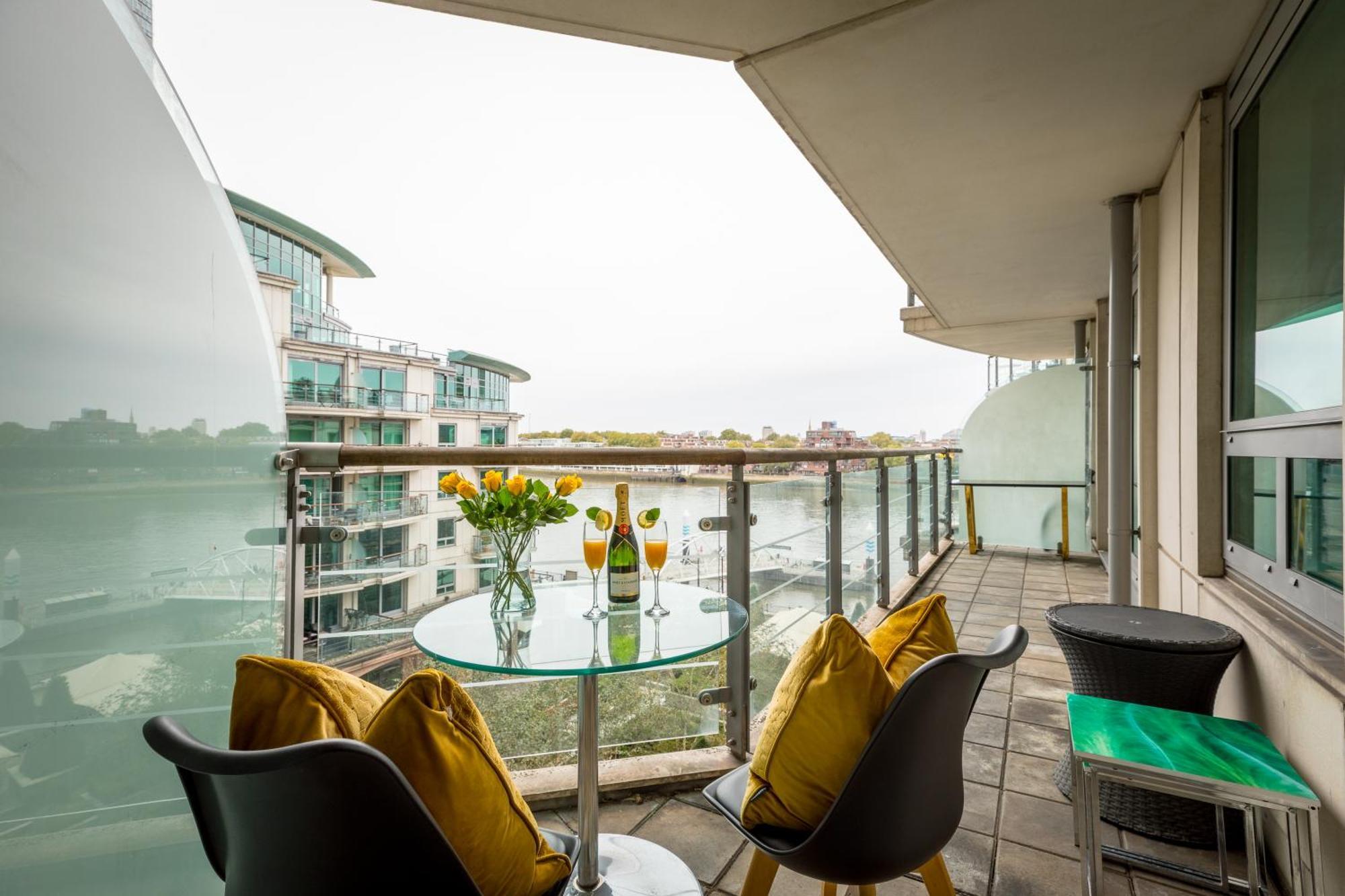 Best Thames View In Town! Large Luxxe Nomad Design Family Home Londra Dış mekan fotoğraf